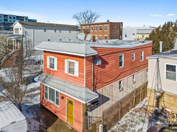 81-83 E 22nd St, Bayonne, NJ 07002
