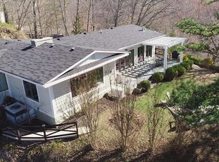509 Skyline Dr, Hazard, KY 41701