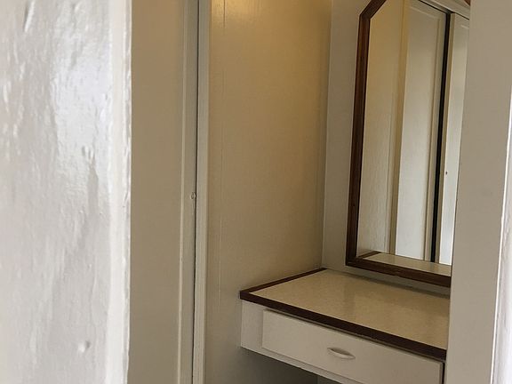4th image of 1273 S Woods Ave APT 06