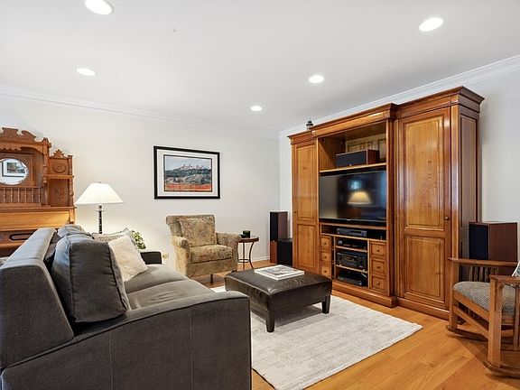 5th image of 1621 Del Ogier Dr