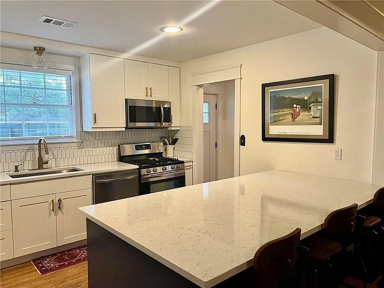 116 Highland Ave — Photo 5