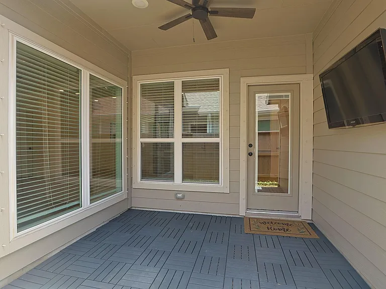 10031 Crescendo Way — Photo 24