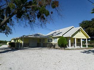 264 County Road 148, Lake Kiowa, TX 76240