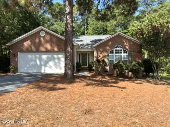8 Juniper Lane, Pinehurst, NC 28374