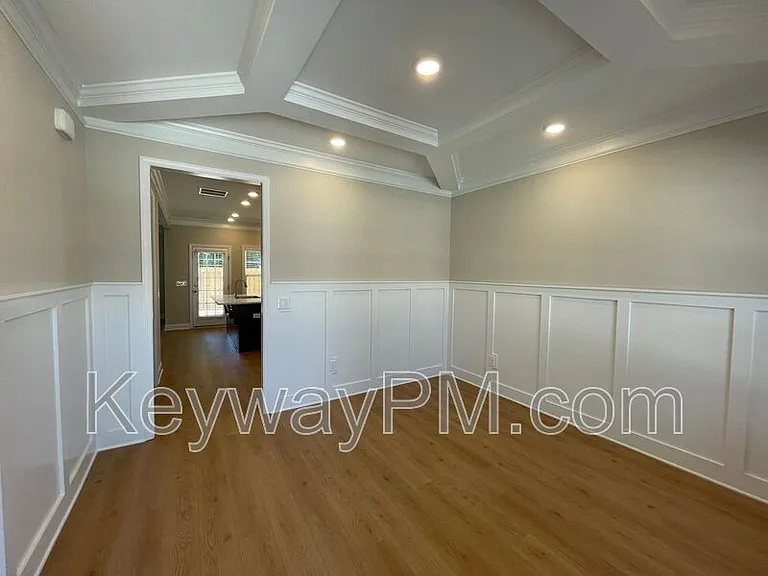 3089 Venetian Dr — Photo 4