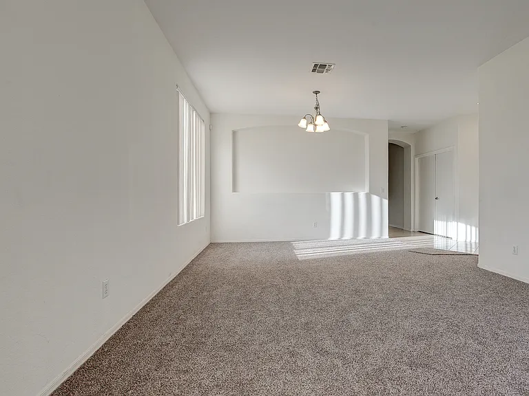 7583 W State Ave — Photo 15