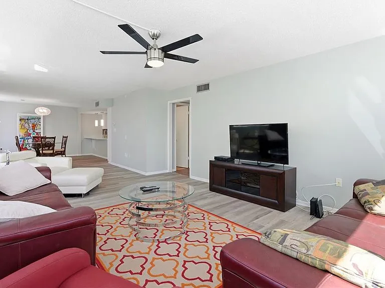 17408 Gulf Blvd #403 — Photo 32