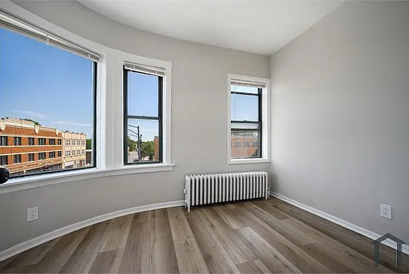 1206 W 83rd St #206 — Photo 11