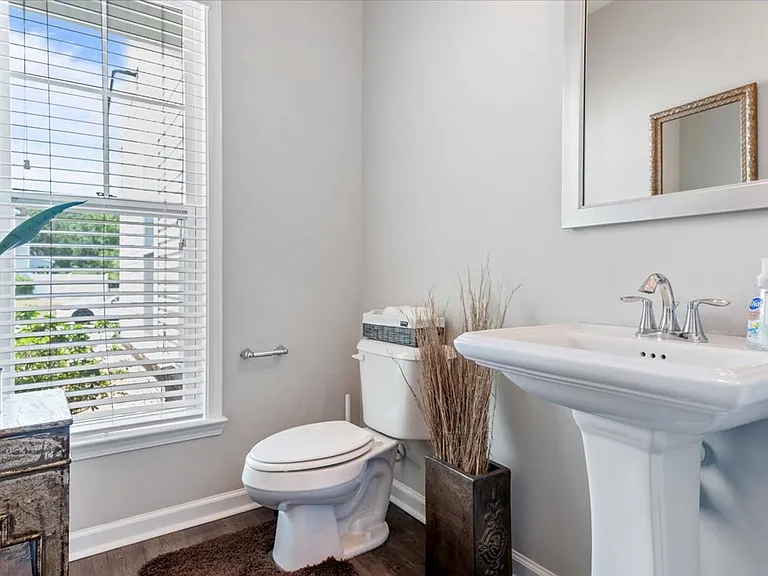 329 Sonoma Dr — Photo 10