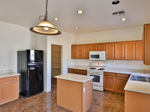 4th image of 9138 W Vernon Ave