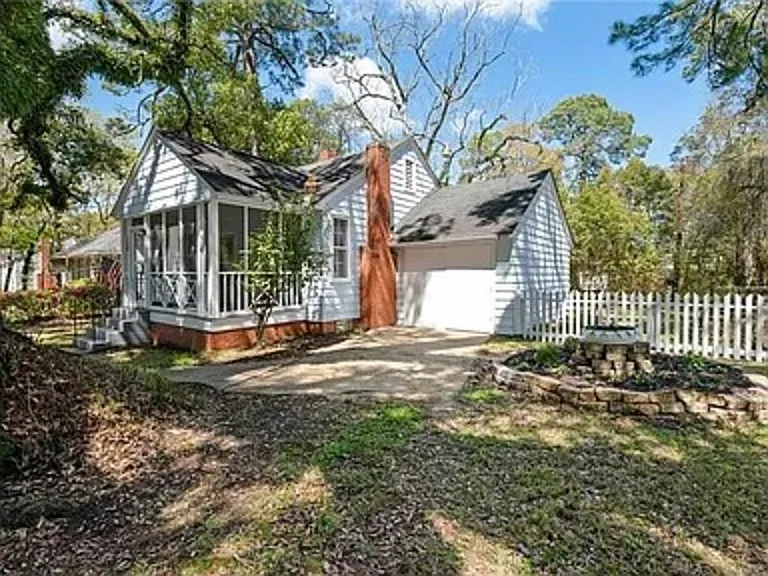 1450 McArthur St — Photo 18