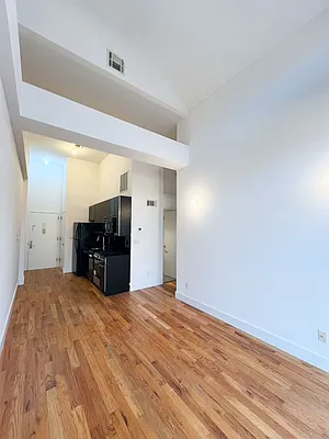 Rented by Compass | media 3