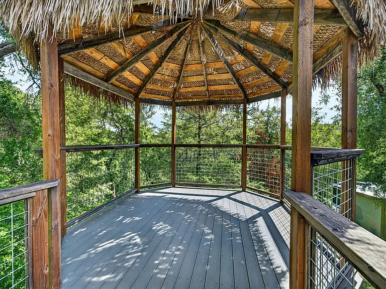 2348 Mill Creek Ln — Photo 26