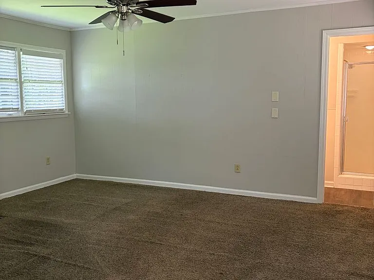 933 Garrett Dr — Photo 21