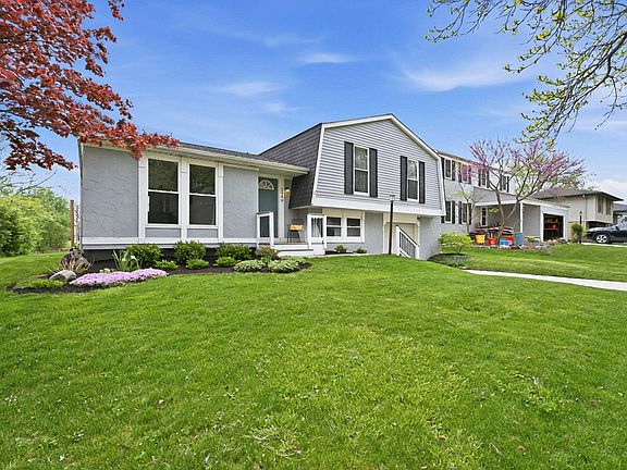2nd image of 2949 Cortona Rd