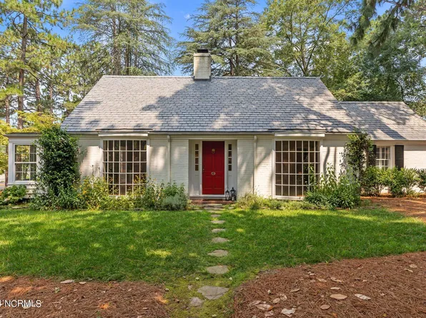 170 S Ridge Street, Southern Pines, NC 28387