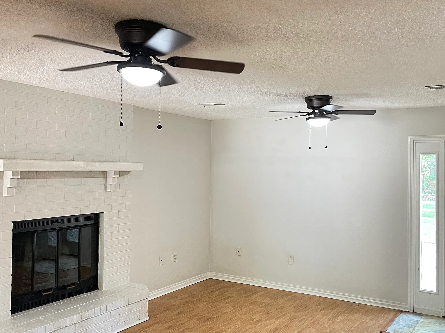 212 Lexington Dr — Photo 4