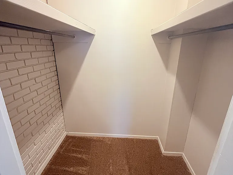 500 N Commerce St #211 — Photo 6