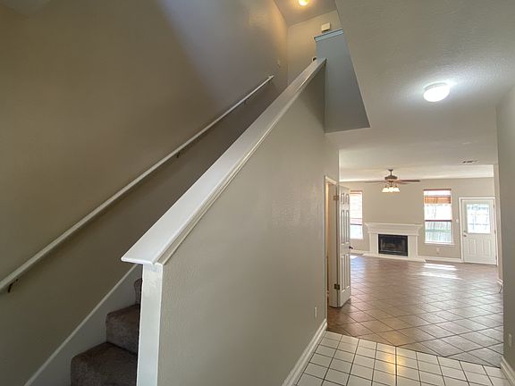 3rd image of 1315 Strickland Dr