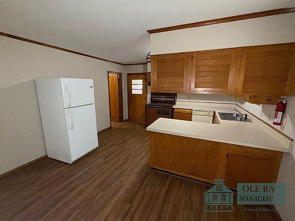 5th image of 2508 S Daniels Rd