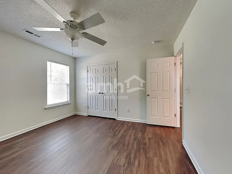 6016 Glen Way Dr — Photo 16