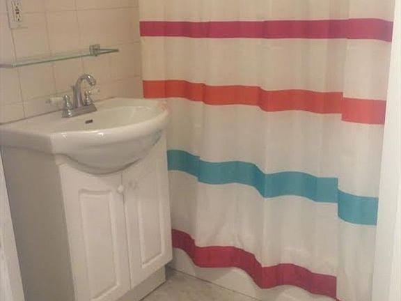 4th image of 715 Sackett St APT 3F