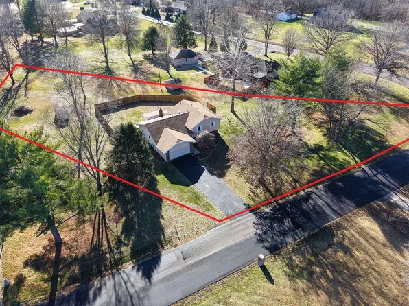 6208 E Spring Circle Drive, Springfield, MO 65809