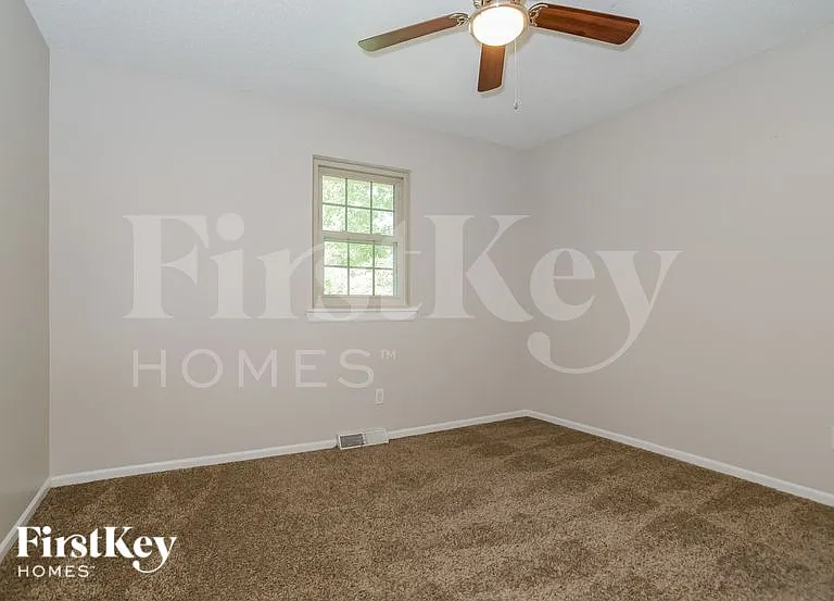 6733 NW Sioux Dr — Photo 11