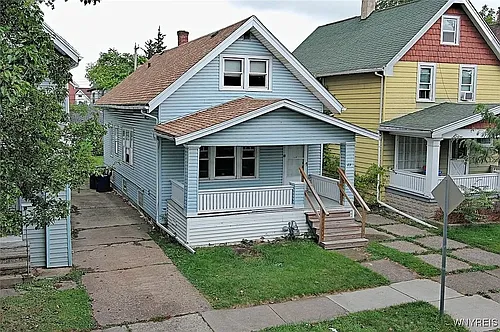 83 Custer St Photo 1
