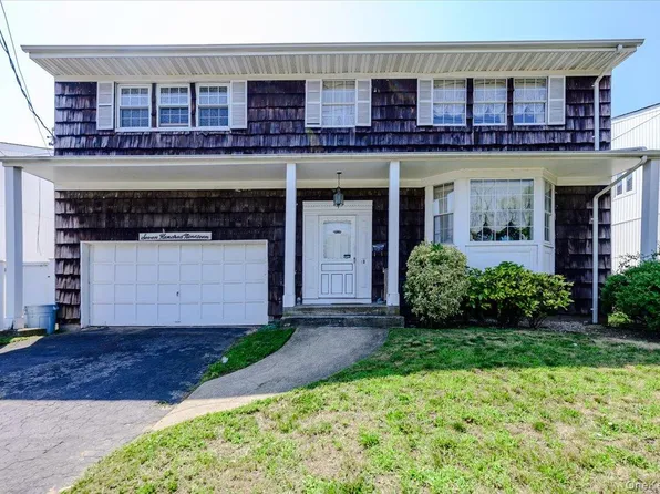 719 Hungry Harbor Road, Valley Stream, NY 11581
