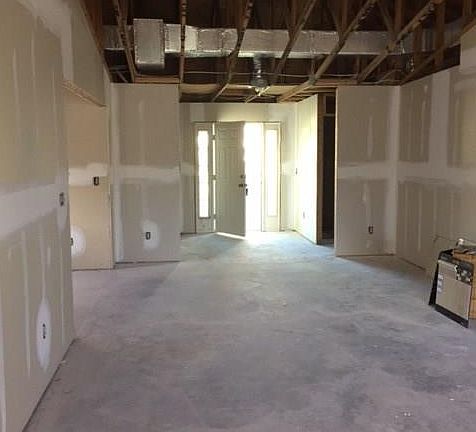 2nd image of 101 Grove Isle Pl #101