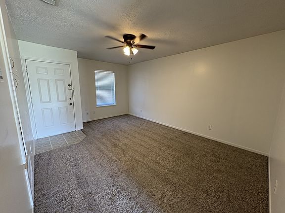 2nd image of 101 Willenberg St