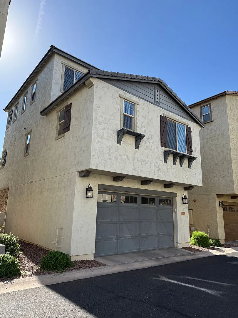 High-End, Fully Furnished, Long Term Lease Gated Community 4 Bedroom Home Near San Tan Mall — Photo 2