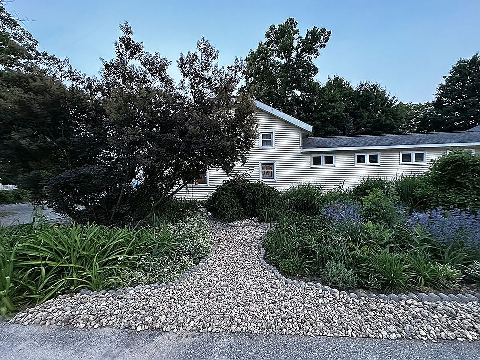1st image of 6728 W Lake Dr