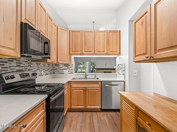 3rd image of 176 LA PASADA Circle S