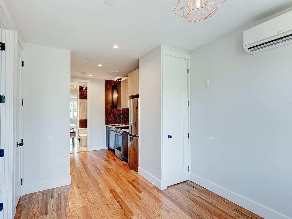 1st image of 232 Quincy St #F4f