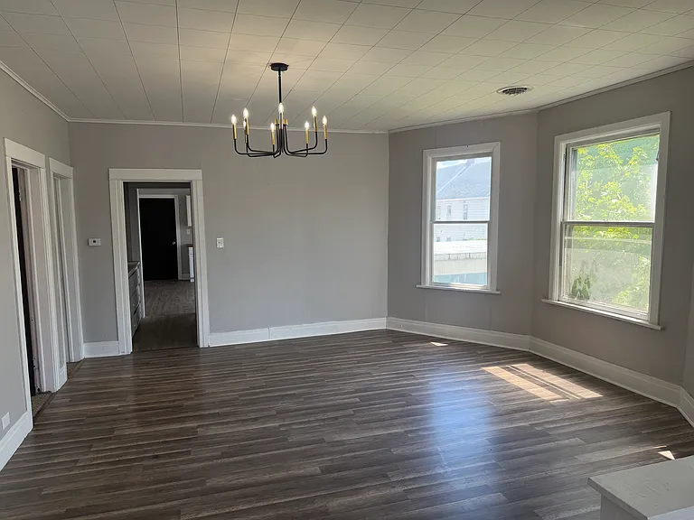 18 1/2 Kline St #2 — Photo 3