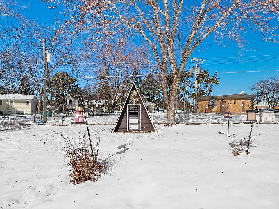 10572 Crooked Lake Blvd NW, Coon Rapids, MN 55433 | Zillow