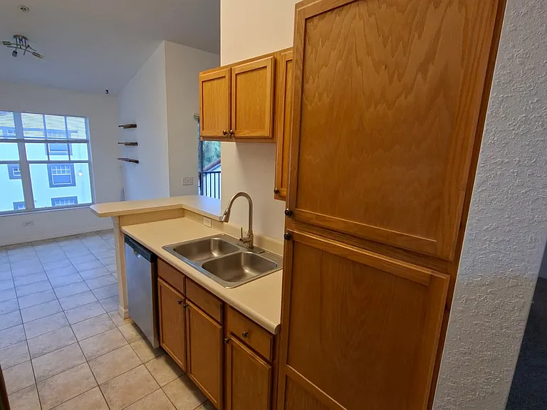 7915 Preserve Cir #234 — Photo 28