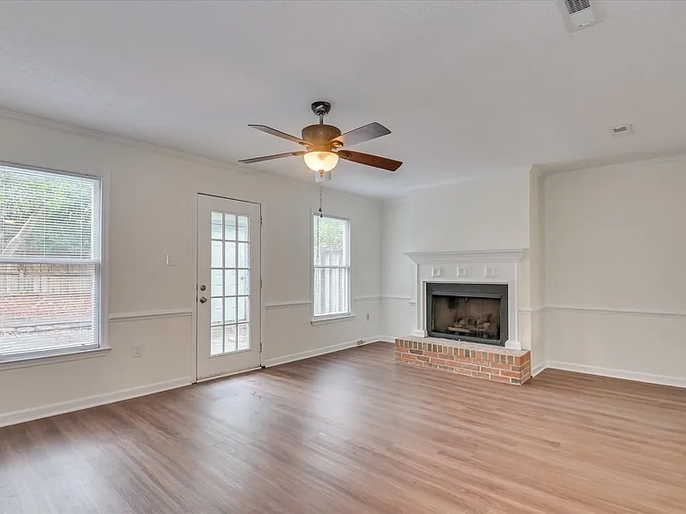 2928 Running Creek Ln — Photo 2