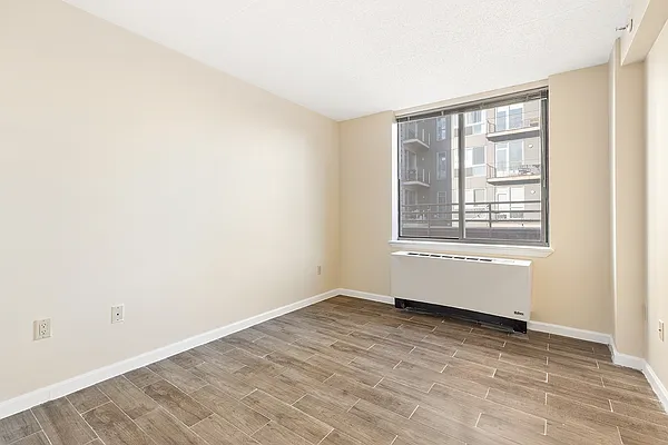 Rented by Compass | media 14