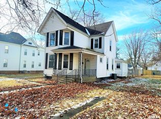 1023 N 4th St, Springfield, IL 62702