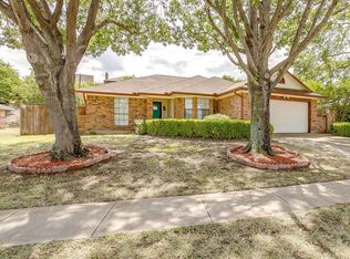 4236 Sue Ct, Lake Worth, TX 76135
