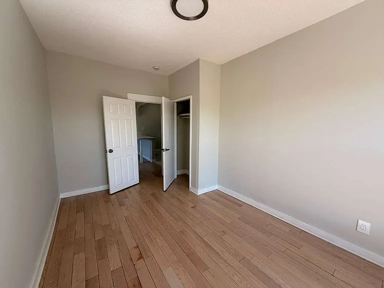 237 Davenport Ave #3A — Photo 4