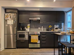 87 Peter St #915, Toronto, ON M5V0P1