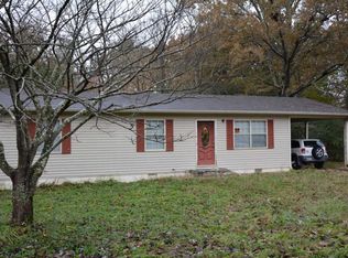 215 Sherwood Dr, Tullahoma, TN 37388