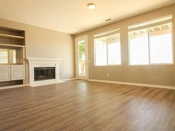 3rd image of 39 Vista Toscana