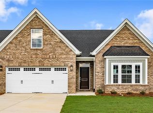 324 Yarrow Dr, Lexington, NC 27295