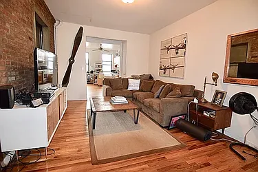 193 Avenue C, #3