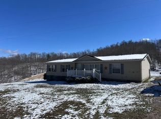 7082 Furnace Rd, Stanton, KY 40380